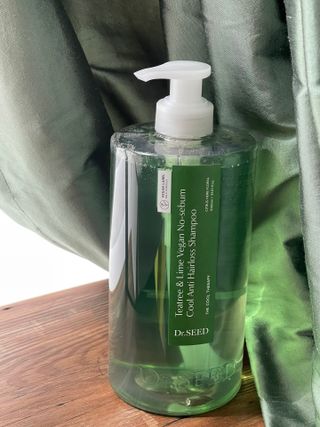 닥터시드 티트리 앤 라임 비건 지성케어 쿨 탈모 샴푸 (1000ml) — 5점을 준 리뷰어가 2024년 4월 올린 사용 사진
