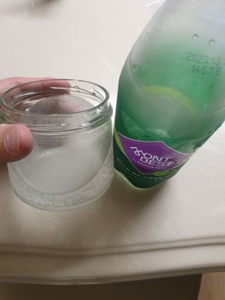 몽베스트 Montbest with Sparkling water Lime20병 — 4.5점을 준 리뷰어가 2022년 5월 올린 사용 사진