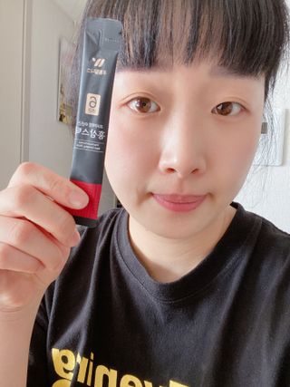 [푸름웰니스] 프리미엄 6년근 홍삼스틱 3mg x 100포 — 5점을 준 리뷰어가 2022년 4월 올린 사용 사진