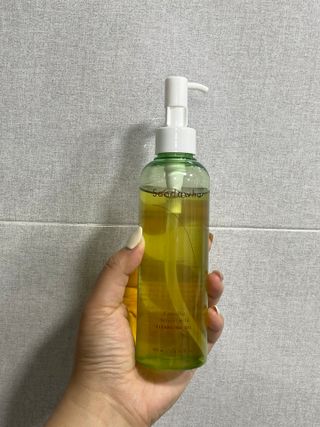 스킨큐어 산다화 순한 클렌징 동백 오일 200ml — 5점을 준 리뷰어가 2023년 5월 올린 사용 사진