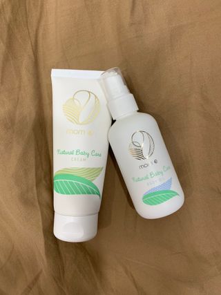 mom e 맘이 내추럴 베이비 케어 크림+바디오일 — 2.5점을 준 리뷰어가 2021년 1월 올린 사용 사진