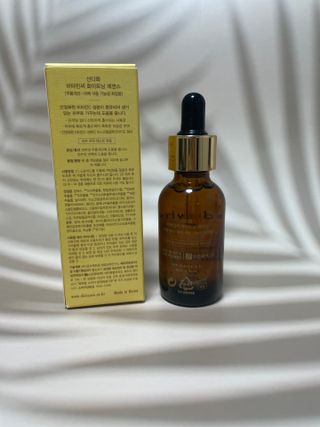 스킨큐어 산다화 비타민c 화이트닝 에센스 30ml — 5점을 준 리뷰어가 2023년 10월 올린 사용 사진