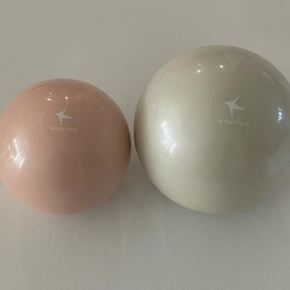 트라택 쿠셔닝 웨이트볼 0.5kg + 1kg SET — 5점을 준 리뷰어가 2022년 5월 올린 사용 사진