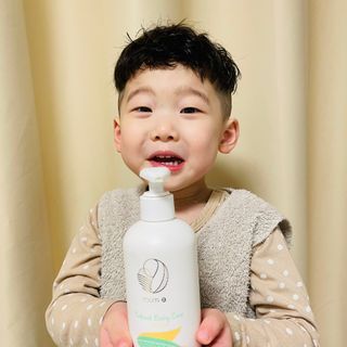mom e 맘이 내추럴 베이비 케어 샴푸앤바스+로션 — 2.5점을 준 리뷰어가 2021년 1월 올린 사용 사진