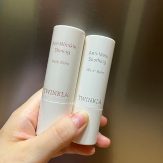 [트윙클라] 안티멜라 수딩 워터밤+안티링클 샤이닝 멀티밤 — 5점을 준 리뷰어가 2022년 8월 올린 사용 사진