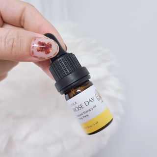 라라로즈데이 시즌2 천연 아로마오일 Y존 케어 속옷향수 이너퍼퓸 5ml  여성의 자존감을 UP시키자 — 5점을 준 리뷰어가 2021년 10월 올린 사용 사진