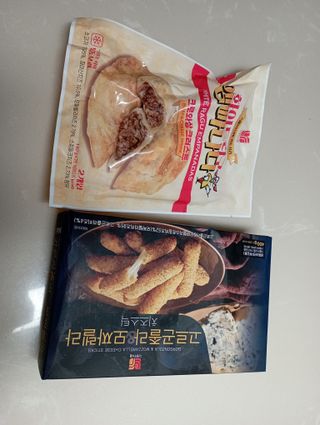디케이식품(주) 고르곤졸라&모짜렐라 치즈스틱 400g — 5점을 준 리뷰어가 2023년 3월 올린 사용 사진