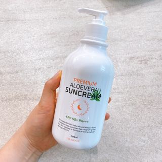 [닥터문] 프리미엄 알로에베라 선크림 500ml — 5점을 준 리뷰어가 2022년 6월 올린 사용 사진