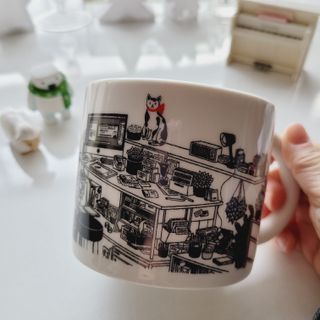 아티쉬 아티스트 헤이 메이디 머그 3종 — 5점을 준 리뷰어가 2022년 2월 올린 사용 사진