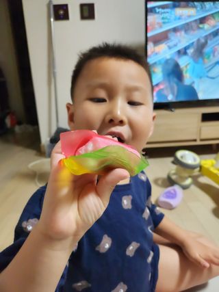 (주) 피치코리아 레인보우 롤팝젤리 후르츠믹스x10개입 — 5점을 준 리뷰어가 2023년 11월 올린 사용 사진