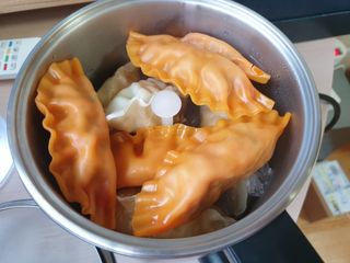 한만두 진한 해물맛 짬뽕만두 1kg — 5점을 준 리뷰어가 2021년 4월 올린 사용 사진