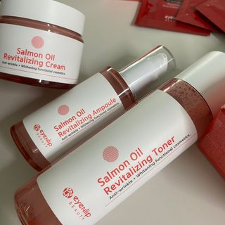 아이앤립 / EYENLIP 아이앤립 연어오일 리바이탈라이징 토너+앰플+크림 3종 세트 — 5점을 준 리뷰어가 2021년 6월 올린 사용 사진