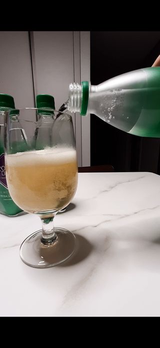 몽베스트 Montbest with Sparkling water Lemon OR Lime 20병(랜덤) — 5점을 준 리뷰어가 2022년 6월 올린 사용 사진
