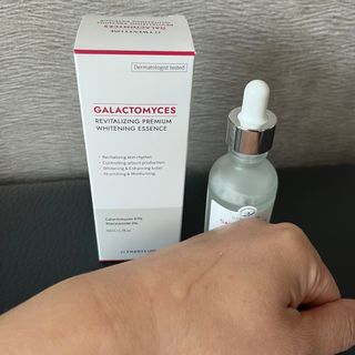 오투에니원 갈락토미세스 리바이탈라이징 프리미엄 화이트닝 에센스 50ml — 2.5점을 준 리뷰어가 2022년 12월 올린 사용 사진