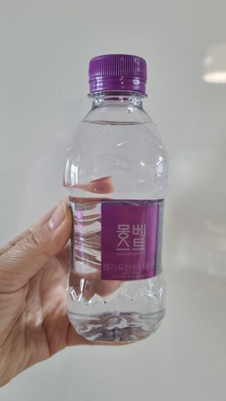 몽베스트 [MONTBEST] 330mL 20병 — 5점을 준 리뷰어가 2021년 10월 올린 사용 사진