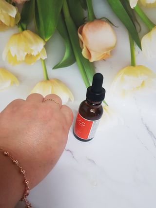 더마 사이언스 비타민 CCC 앰플 기미 브라이트닝 세럼 30ml — 4점을 준 리뷰어가 2021년 8월 올린 사용 사진