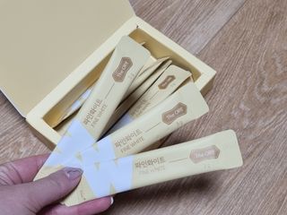 디오르 파인화이트 — 5점을 준 리뷰어가 2022년 2월 올린 사용 사진