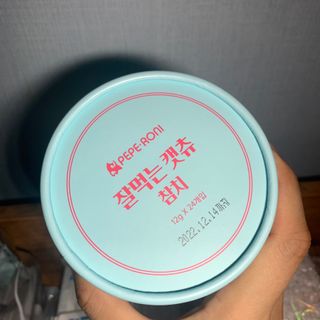 페페로니 잘 먹는 캣츄 - 원양선 참치 24개입 — 5점을 준 리뷰어가 2021년 8월 올린 사용 사진