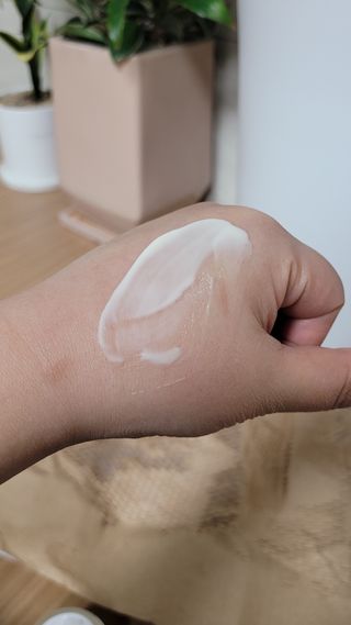 소담스퀘어 상암 라디셀 인텐시브 큐어 크림 50ml — 3.5점을 준 리뷰어가 2022년 11월 올린 사용 사진