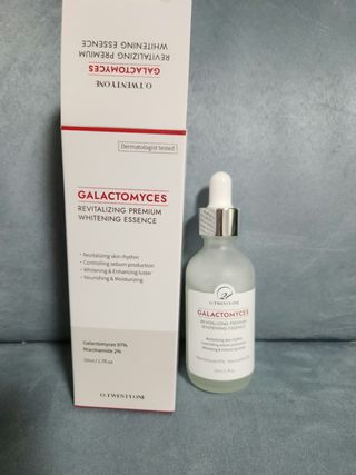 오투에니원 갈락토미세스 리바이탈라이징 프리미엄 화이트닝 에센스 50ml — 4.5점을 준 리뷰어가 2022년 12월 올린 사용 사진