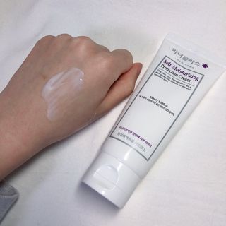 셀프 모이스처라이징 프로텍션 크림 셀프 모이스처라이징 프로텍션크림 — 5점을 준 리뷰어가 2022년 4월 올린 사용 사진