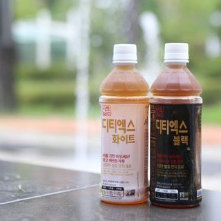 이도 발효한차 디티엑스 음료500ml 2종set 총 40개입블랙 20개입+화이트 20개입 — 5점을 준 리뷰어가 2021년 8월 올린 사용 사진