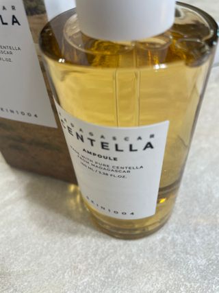 [스킨1004] 마다가스카르 센텔라 앰플 100ml — 5점을 준 리뷰어가 2024년 5월 올린 사용 사진