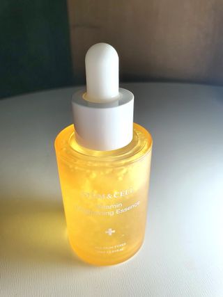체르엠 스템앤셀 비타민 브라이트닝 에센스 30ml 1개 — 5점을 준 리뷰어가 2022년 3월 올린 사용 사진