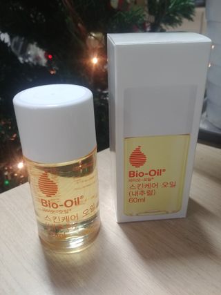 바이오오일 [바이오-오일] 스킨케어 오일 내추럴 60ml — 5점을 준 리뷰어가 2021년 12월 올린 사용 사진