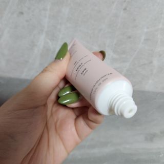 러브모아 향수 고체향수 승무원 고체향수 바르는 향수 니치향수 도손 우드세이지 앤 씨솔트 — 5점을 준 리뷰어가 2022년 10월 올린 사용 사진