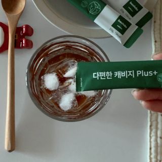 바오랩스 다편한 캐비지 사과키위양배추즙 — 5점을 준 리뷰어가 2023년 11월 올린 사용 사진