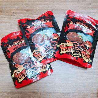 불타 지옥불카레 불지옥맛 180g x 3봉 — 5점을 준 리뷰어가 2021년 6월 올린 사용 사진