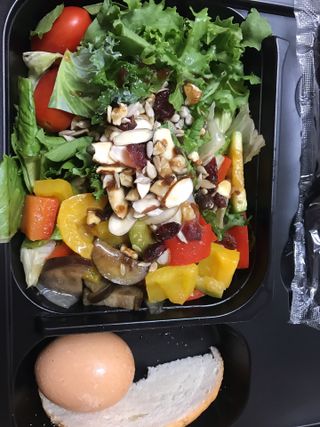 참살이도시락 작심삼일 샐러드도시락 3개 맛보기 새벽배송 또는 택배배송 — 4점을 준 리뷰어가 2021년 8월 올린 사용 사진