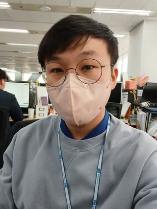 애니가드 셋업메베마스크 (대형 4컬러 + 중형 4컬러) — 5점을 준 리뷰어가 2022년 3월 올린 사용 사진