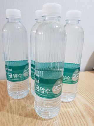 닥터유 제주용암수 닥터유 용암수 — 5점을 준 리뷰어가 2021년 7월 올린 사용 사진