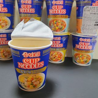 NISSIN 닛신 컵누들  4종 - 씨푸드오리지날, 씨푸드 스파이시, 씨푸드 커리, 씨푸드 XO소스 — 5점을 준 리뷰어가 2021년 12월 올린 사용 사진
