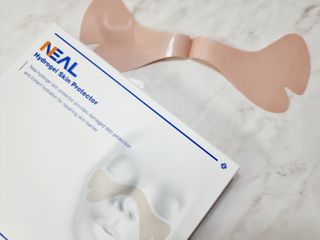 건강누리인터내셔날 닐 하이드로겔 스킨 프로텍터 골프패치 [1BOX=5매입] — 5점을 준 리뷰어가 2022년 7월 올린 사용 사진