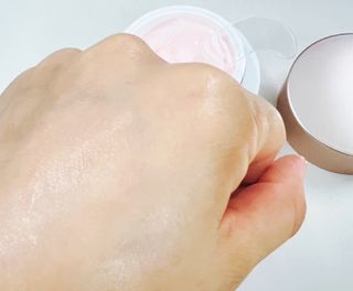 키리아 테라피 N[키라아 테라피] 마레 알바 컨센트레이티드 크림 50ml — 5점을 준 리뷰어가 2024년 8월 올린 사용 사진