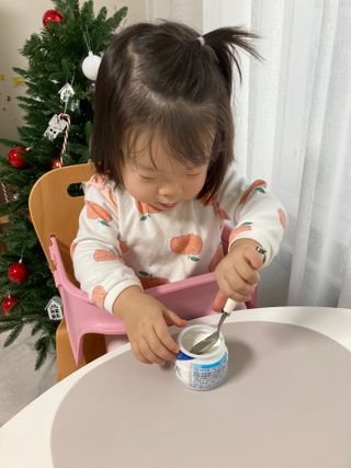 매일바이오 그릭요거트 오리지널 플레인 4개, 로스터리 커피믹스 4개 — 4점을 준 리뷰어가 2021년 12월 올린 사용 사진