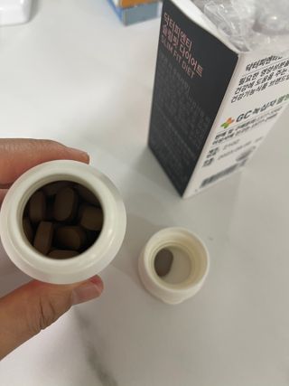 닥터피엔티 [Dr.PNT] 하루 2알로 건강한 다이어트! 한겨울에도 체지방만 쏙~ 슬림핏 다이어트 — 5점을 준 리뷰어가 2022년 8월 올린 사용 사진