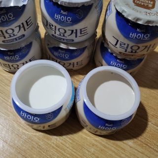 매일바이오 그릭요거트 오리지널 플레인 4개, 로스터리 커피믹스 4개 — 5점을 준 리뷰어가 2021년 12월 올린 사용 사진
