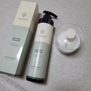 유메이 웰니스 샴푸 + 유메이 스칼프 브러쉬 — 4.5점을 준 리뷰어가 2022년 5월 올린 사용 사진
