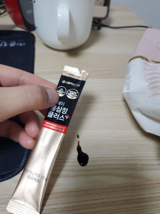 서울약사신협_투데이홍삼정플러스스틱_10g x 30포 — 4.5점을 준 리뷰어가 2020년 12월 올린 사용 사진