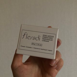 플레라디 에델바이스 인리치드 머랭 크림 — 3.5점을 준 리뷰어가 2021년 7월 올린 사용 사진