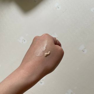 약손명가코스메틱 에오스보떼 블라인드 비비크림 50ml — 3.5점을 준 리뷰어가 2021년 8월 올린 사용 사진
