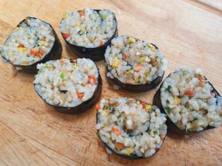 해풀잎 누구나 김밥*1ea [(혼합야채 35g *1ea,  김밥김 (5g, 5ea),  양념간장 (6g, 5ea), 참기름(5g, 2ea)] — 4점을 준 리뷰어가 2022년 7월 올린 사용 사진