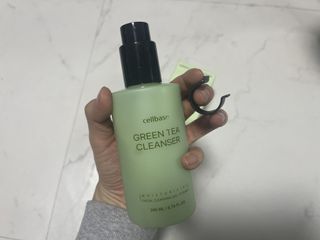프리마인 메이크업과 들뜨는 각질까지 한방에 깐달걀로! 순하기까지한 셀베이스 그린티클렌저(200ml) — 5점을 준 리뷰어가 2023년 2월 올린 사용 사진