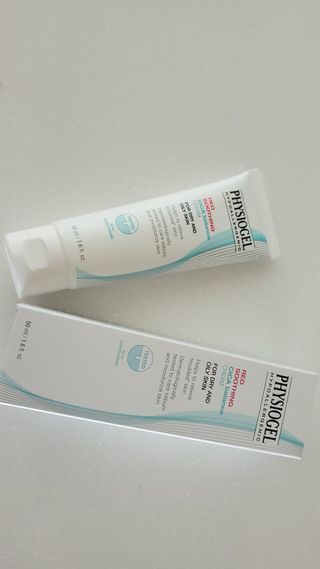 피지오겔 레드수딩 시카밸런스 크림 50ml — 5점을 준 리뷰어가 2022년 4월 올린 사용 사진