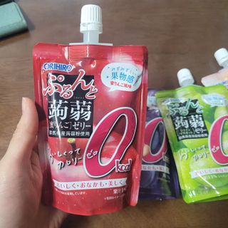 ORIHIRO 오리히로 곤약젤리 제로칼로리 130g 4종 4팩(맛별로 1팩씩) — 5점을 준 리뷰어가 2023년 3월 올린 사용 사진