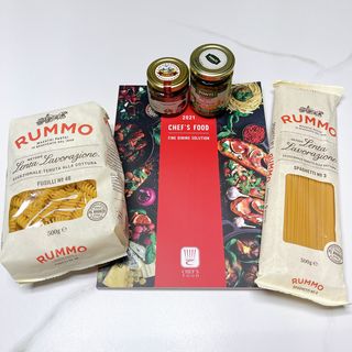 이탈리안 프리미엄 파스타 룸모 Rummo 파스타 2종 + 바질 페스토 + 블랙 트러플 페이스트 — 5점을 준 리뷰어가 2021년 7월 올린 사용 사진